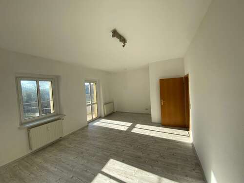 Foto - Wohnung zum Mieten in Berga 499,00 € 99.15 m²