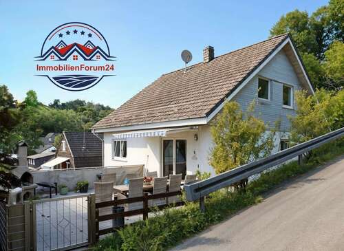 Foto - Haus zum Kaufen in Gummersbach 330.000,00 € 186 m²