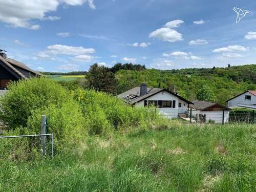 Foto - Grundstück zu verkaufen in Usingen 317.000,00 € 876 m²