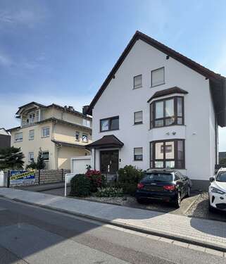 Foto - Haus zum Kaufen in Dietzenbach 795.000,00 € 279.68 m²