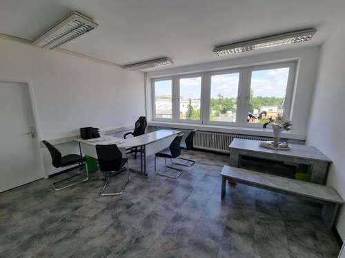 Foto - Spezialgewerbe in Maintal 390,00 € 21 m²