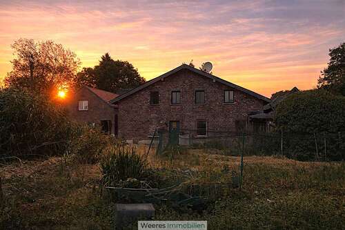 Foto - Haus zum Kaufen in Viersen 649.000,00 € 400 m²