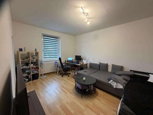 Foto - Wohnung zum Mieten in Duisburg 330,00 € 37.5 m²