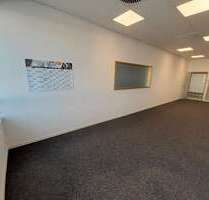Büro in Neutraubling 1.794,00 € 117 m²