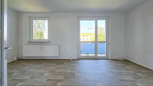 Foto - Wohnung zum Mieten in Zwickau 371,20 € 58 m²