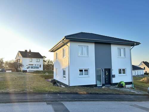 Foto - Haus zum Kaufen in Diemelstadt-Rhoden 380.000,00 € 142 m²