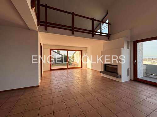 Foto - Haus zum Mieten in Nußloch 2.600,00 € 216 m²