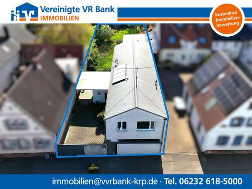 Foto - Haus zum Kaufen in Lingenfeld 699.000,00 € 252 m²