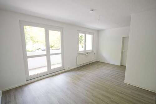 Foto - Wohnung zum Mieten in Halle (Saale) 500,00 € 52.61 m²