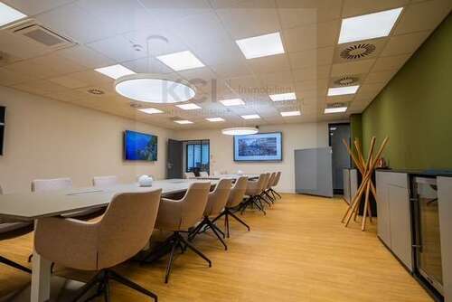 Foto - Büro in Kassel 700,00 € 550 m² - 700,00&nbsp;EUR Kaltmiete, ca.&nbsp; 550,00&nbsp;m&sup2;