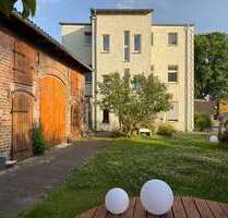 Haus zum Kaufen in Hohen NeuendorfBergfelde 740.000,00 € 265 m² - Hohen Neuendorf/Bergfelde