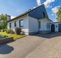 Haus zum Kaufen in Süderbrarup 348.000,00 € 165 m²