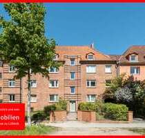 Haus zum Kaufen in Lübeck 680.000,00 € 364.8 m²