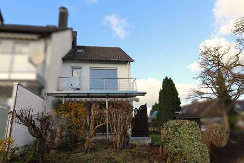 Foto - Haus zum Kaufen in Lage 200.000,00 € 114.32 m²