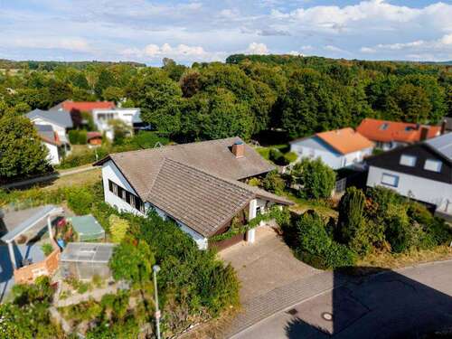 Foto - Haus zum Kaufen in Hattenhofen 480.000,00 € 136.5 m²