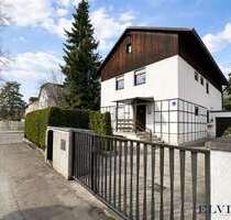 Haus zum Kaufen in München 1.320.000,00 € 235.37 m²