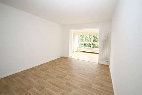 Foto - Wohnung zum Mieten in Lutherstadt Eisleben 366,00 € 71.03 m²