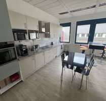 Büro in Köln 610,00 € 21 m² - 610,00 EUR Kaltmiete, ca.  21,00 m² in Köln (PLZ: 50858)