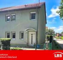 Haus zum Kaufen in Strausberg 345.000,00 € 105 m²