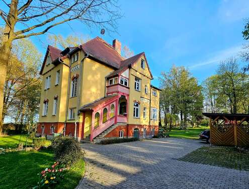 Foto - Haus zum Kaufen in Pausa-Mühltroff 675.000,00 € 320 m²