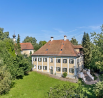 Haus zum Kaufen in Schönau 2.200.000,00 € 927 m²