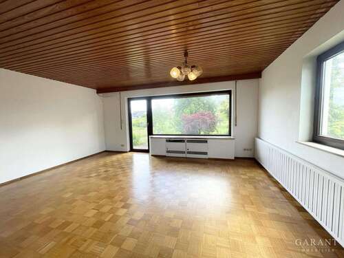 Foto - Haus zum Kaufen in Bernstadt 495.000,00 € 185 m²