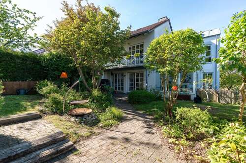 Foto - Haus zum Kaufen in Sinzing 790.000,00 € 225 m²