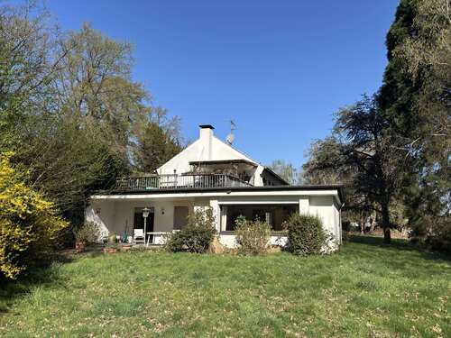 Foto - Haus zum Kaufen in Krefeld 687.000,00 € 220 m²