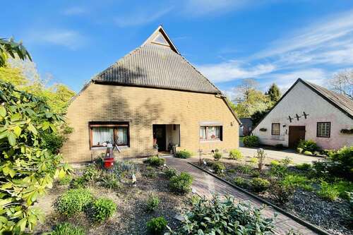 Foto - Haus zum Kaufen in Loxstedt 170.000,00 € 200 m²