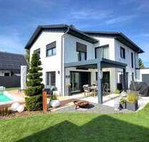 Haus zum Kaufen in Bibertal 820.000,00 € 194.87 m²
