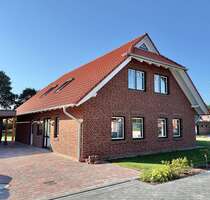 Haus zum Mieten in Jaderberg 1.950,00 € 176 m²