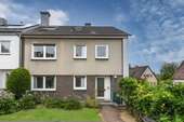 Haus zum Kaufen in Essen 450.000,00 € 137.4 m²