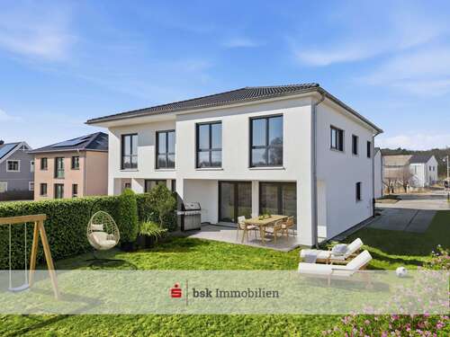 Foto - Haus zum Kaufen in Beelitz 745.000,00 € 162.95 m²