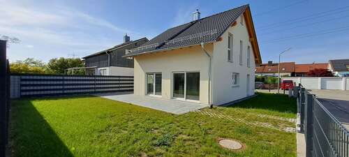 Foto - Haus zum Kaufen in Mettenheim 615.000,00 € 137 m²