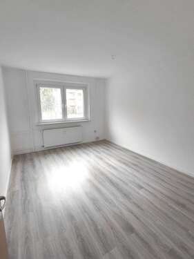 Foto - Wohnung zum Mieten in Bad Lausick 330,00 € 60 m²