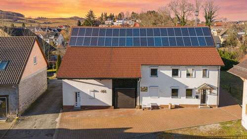 Foto - Haus zum Kaufen in Hilzingen 585.000,00 € 215 m²