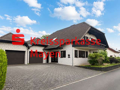 Foto - Haus zum Kaufen in Binningen 599.000,00 € 180 m²