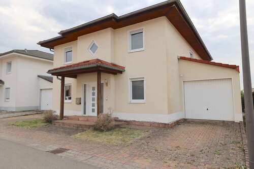 Foto - Haus zum Kaufen in Mackenbach 475.000,00 € 195 m²