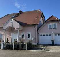 Haus zum Kaufen in Essenbach 875.000,00 € 193.71 m²