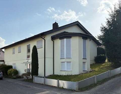 Foto - Haus zum Kaufen in Keltern 699.000,00 € 205 m²