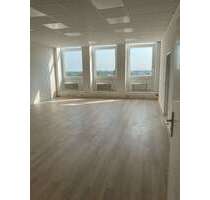Büro in Berlin 675,00 € 45 m² - 675,00 EUR Kaltmiete, ca.  45,00 m² in Berlin (PLZ: 12057)