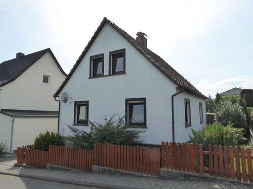 Foto - Haus zum Kaufen in Ehringshausen 225.000,00 € 90 m²