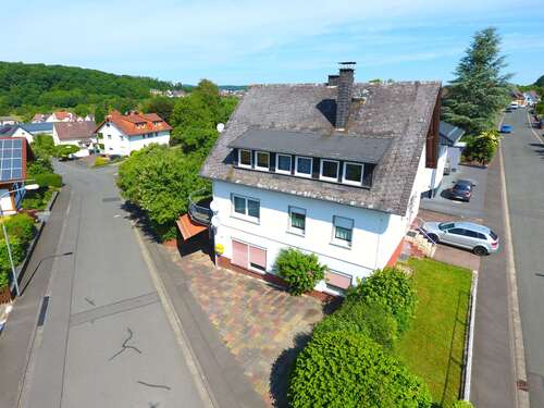 Foto - Haus zum Kaufen in Solms 345.000,00 € 208 m²