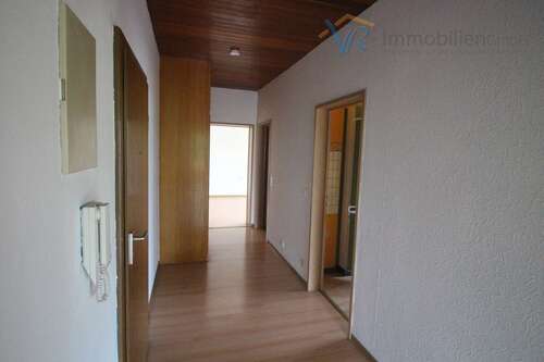 Foto - Wohnung zum Mieten in Bischofsheim 950,00 € 97 m²