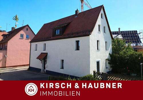 Foto - Haus zum Kaufen in Burgthann 320.000,00 € 179.29 m²