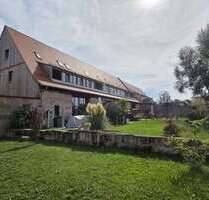 Haus zum Mieten in Veitsbronn 2.160,00 € 196 m²