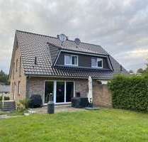 Haus zum Mieten in Hamburg-Eißendorf 2.150,00 € 160 m²