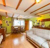 Haus zum Kaufen in Aumenau 79.000,00 € 100.68 m²
