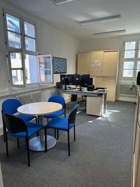 Foto - Büro in Erlangen 2.400,00 € 180 m²