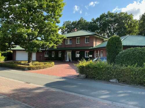 Foto - Haus zum Kaufen in Lindern (Oldenburg) 789.000,00 € 335.73 m²